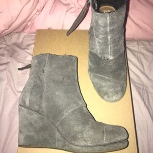 TOMS BOOTIES